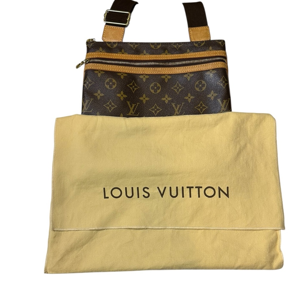 Louis Vuitton Monogram Brown and Tan Crossbody Bag - Picture 2 of 16